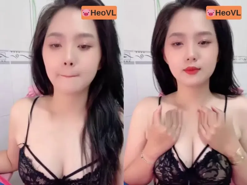 Em người yêu răng khểnh khoe cặc tròn trắng